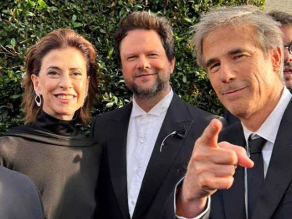 Dudu's tweet photo. 4 BRASILEIROS ORGULHOSOS SE OLHANDO https://t.co/8cfXJHiKlk