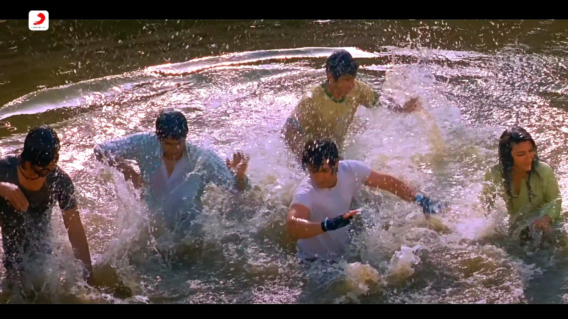 chilliesdotred's tweet photo. Khalbali Official 4K Video | โA.R. Rahman | Rang De Basanti | Aamir Khan | Siddharth |Soha | Nacim
https://t.co/uaFAdHyfPo
#dalermehandi #aamirkhan #siddharth #arrahman https://t.co/aoc08F52su