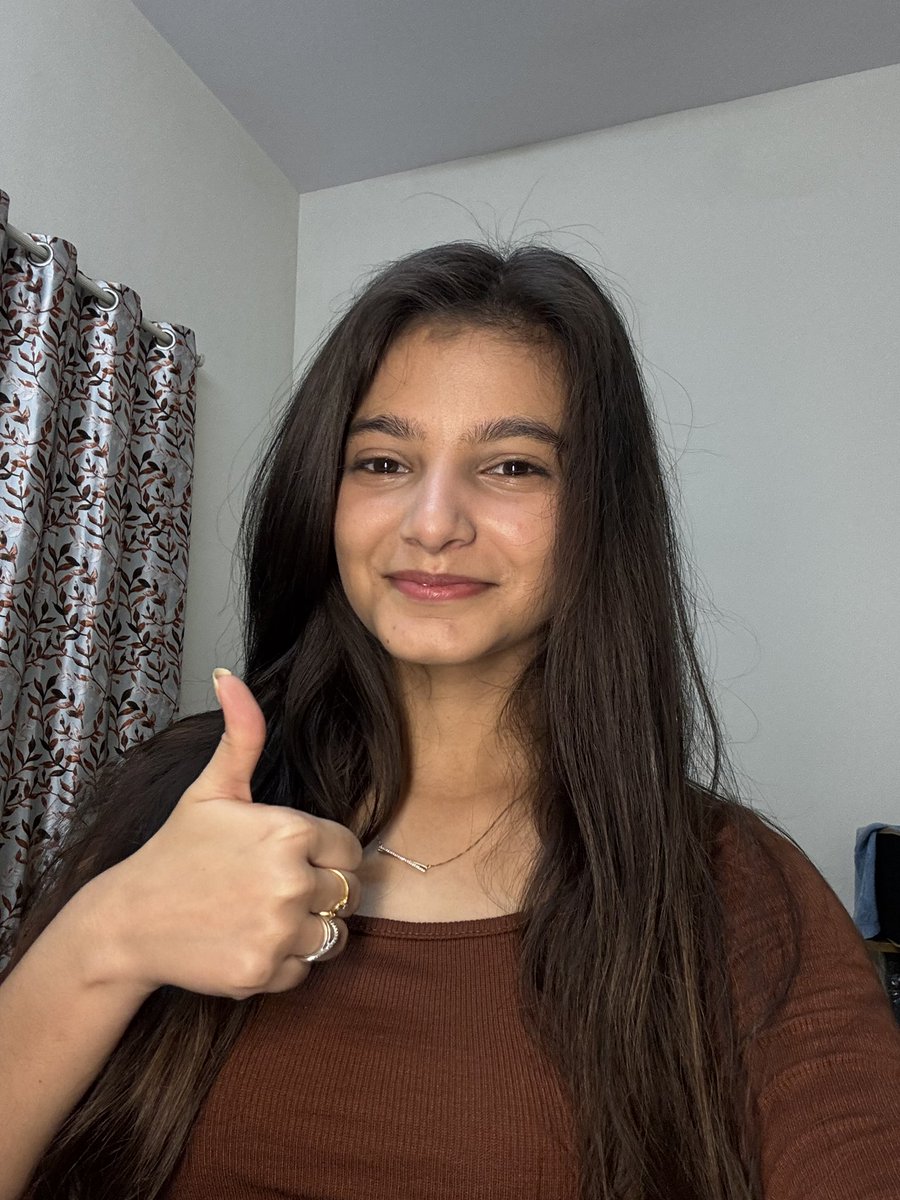 Vanshika tweet media