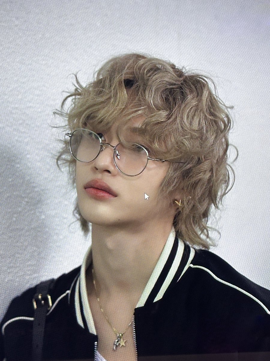 키키 tweet media