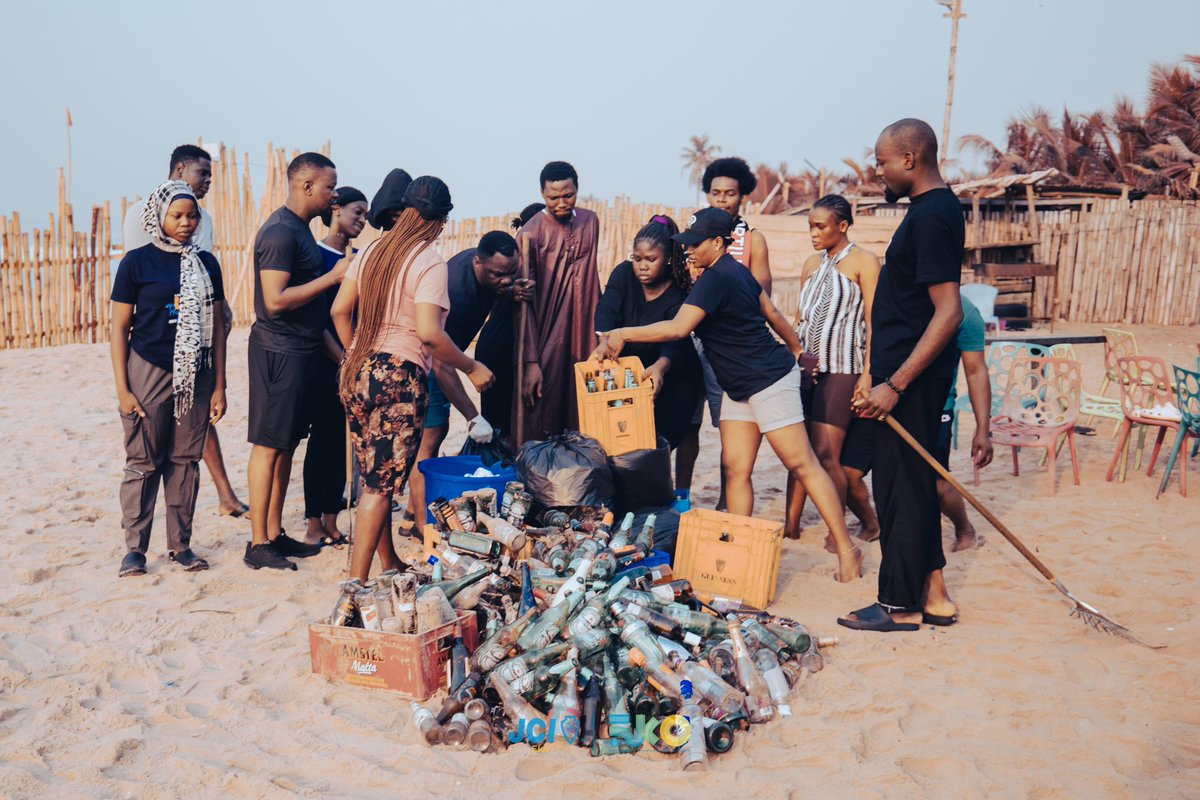 JCIEKO's tweet photo. JCI Eko Beach Clean-Up Exercise at Barracuda Beach!
JCI Eko executed a sustainable cleanup project at Barracuda Beach on January 11th, 2025.
The team, consisting of members and executives, gathered to address the growing issue of coastal pollution.
#CleanUpExercise
#JCIEko https://t.co/xvbg2tOdr6