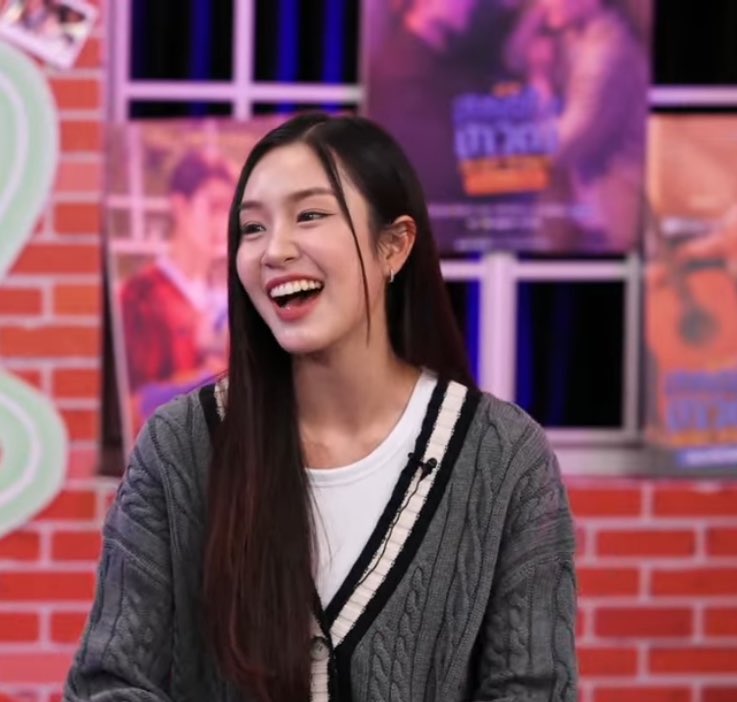 nwptxw_'s tweet photo. น้องป่านนนนนน ฮืออ น่ารักมากยัยหนู 🤏 
#parnpeet  #GMMTVLiveHouse https://t.co/pjnVLsoYMd