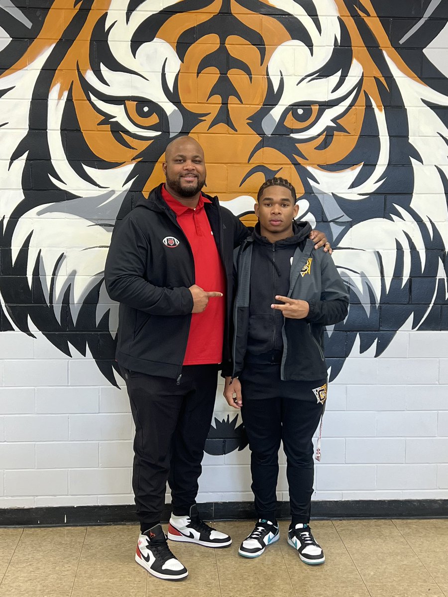 Marcus Flowers Jr/3โญ๏ธRB (@_deuceflowers) on Twitter photo After an amazing conversation with <a href="/CoachRPittman/">Rashad Pittman</a> I am beyond blessed to have received my second division 1 offer from <a href="/AStateFB/">Arkansas State Football</a>
<a href="/CharlestonFb/">Charleston Tigers FB</a> <a href="/MacCorleone74/">Rion (Ree-un) Young</a> <a href="/TomLoy247/">Tom Loy</a> <a href="/LawrencHopkins/">Lawrence Hopkins</a> <a href="/7v7Speed/">๐๐๐๐๐๐๐๐๐๐๐ ๐๐๐๐๐ฟ</a> <a href="/Flowshow02/">Marcus Flowers</a> #AGTG After an amazing conversation with <a href="/CoachRPittman/">Rashad Pittman</a> I am beyond blessed to have received my second division 1 offer from <a href="/AStateFB/">Arkansas State Football</a>
<a href="/CharlestonFb/">Charleston Tigers FB</a> <a href="/MacCorleone74/">Rion (Ree-un) Young</a> <a href="/TomLoy247/">Tom Loy</a> <a href="/LawrencHopkins/">Lawrence Hopkins</a> <a href="/7v7Speed/">๐๐๐๐๐๐๐๐๐๐๐ ๐๐๐๐๐ฟ</a> <a href="/Flowshow02/">Marcus Flowers</a> #AGTG