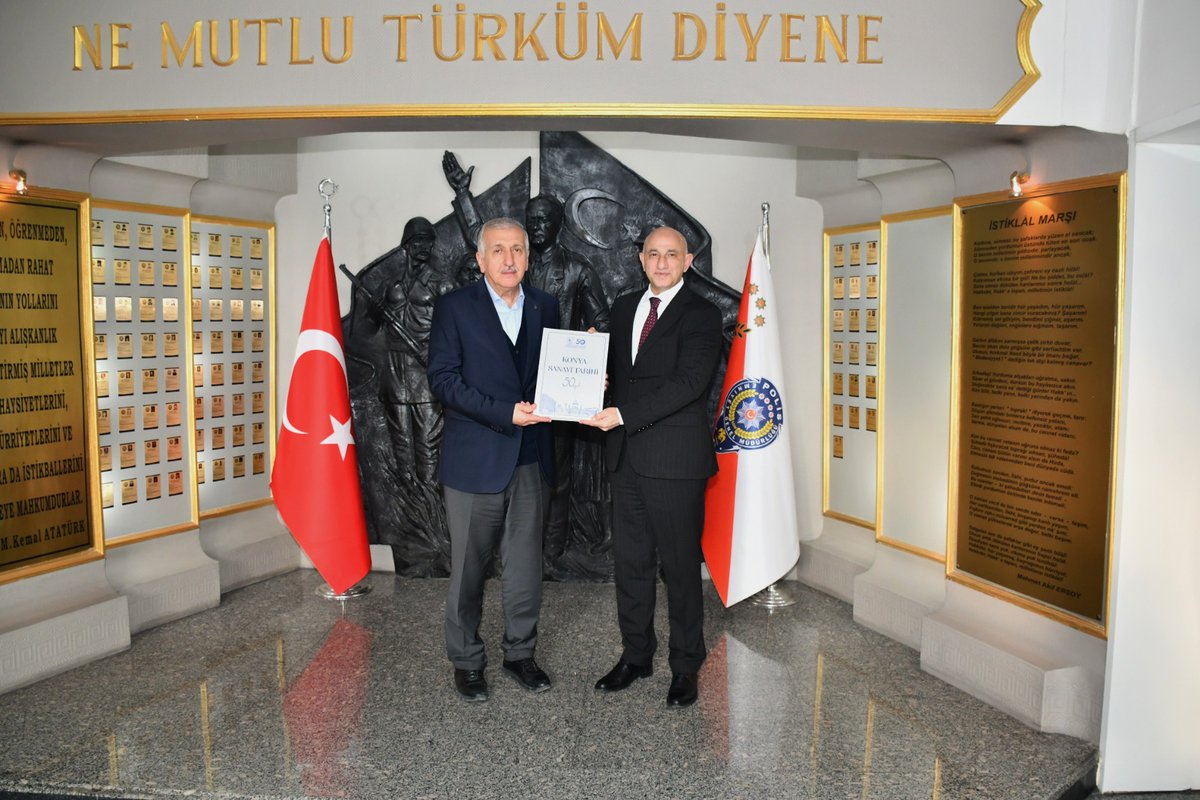 KonyaSanayiOdas's tweet photo. Başkanımız Mustafa Büyükeğen, Yönetim Kurulu Üyelerimizle birlikte, Konya İl Emniyet Müdürü Maksut Yüksek’i ziyaret etti. 

⬇️⬇️
https://t.co/vdYXCX0Geb https://t.co/A2Pv10WyCr