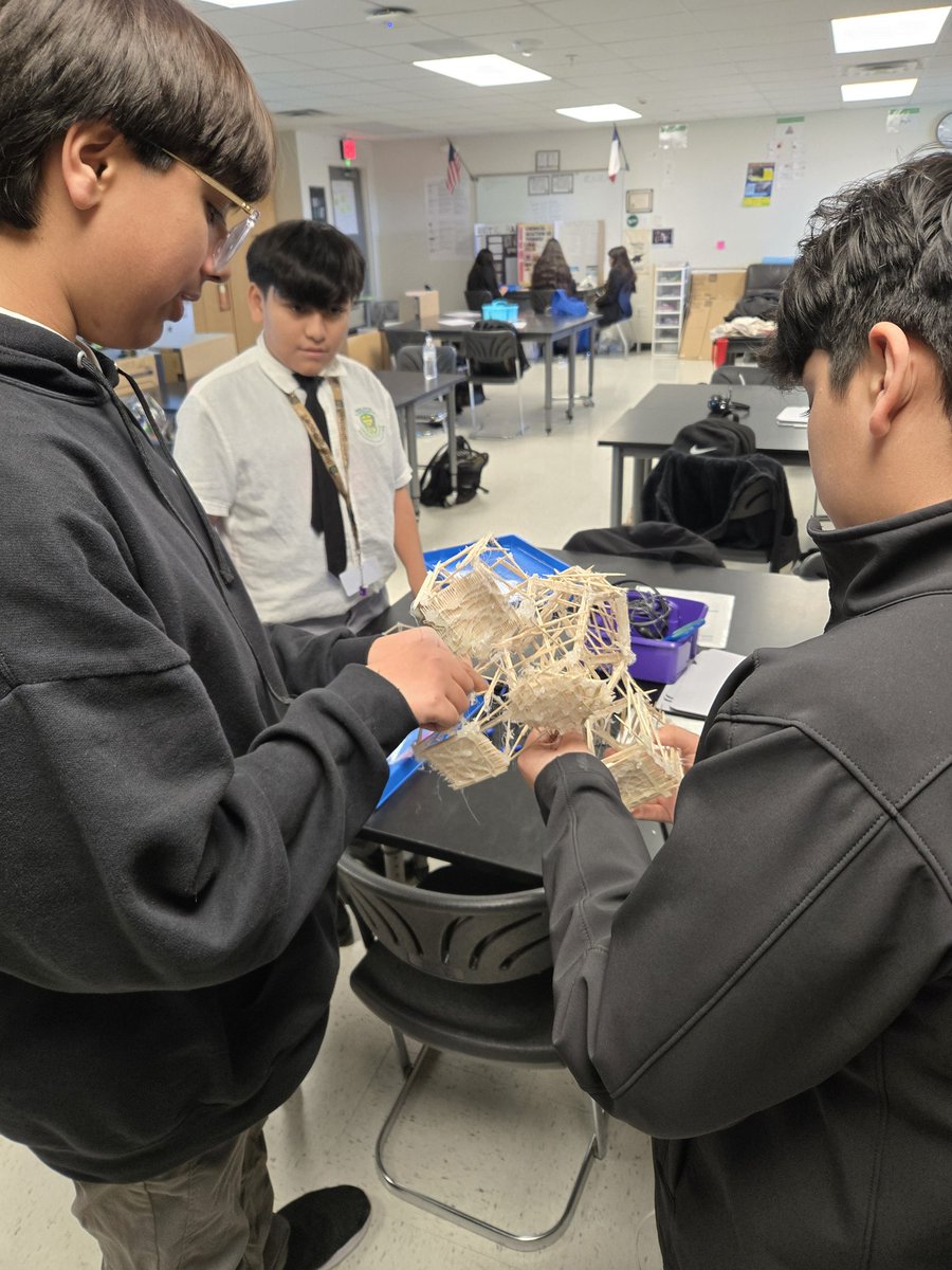 Gustavo Perez, M.Ed. (@gus_perez10) on Twitter photo My 8th graders <a href="/STAGinPG/">TAG in Pleasant Grove</a> are putting their physics skills to the test! They're building structures to protect eggs from a drop... wish them luck! 🥚 #STEM #PhysicsChallenge #MiddleSchool <a href="/DrReyC/">Dr. Rey Cervantes</a> My 8th graders <a href="/STAGinPG/">TAG in Pleasant Grove</a> are putting their physics skills to the test! They're building structures to protect eggs from a drop... wish them luck! 🥚 #STEM #PhysicsChallenge #MiddleSchool <a href="/DrReyC/">Dr. Rey Cervantes</a>