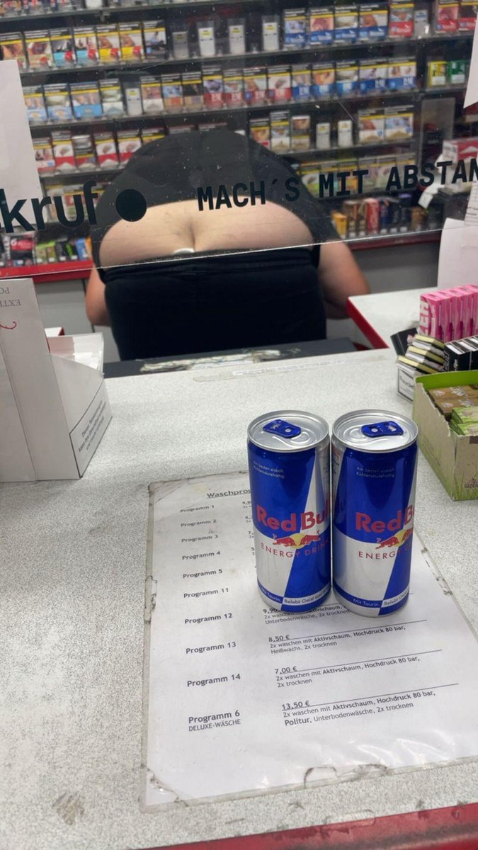 AntiCrackPolice's tweet photo. You can't moon the customers! Just simply wear clothes that fit or suspenders ... https://t.co/gGXSBZYTH4