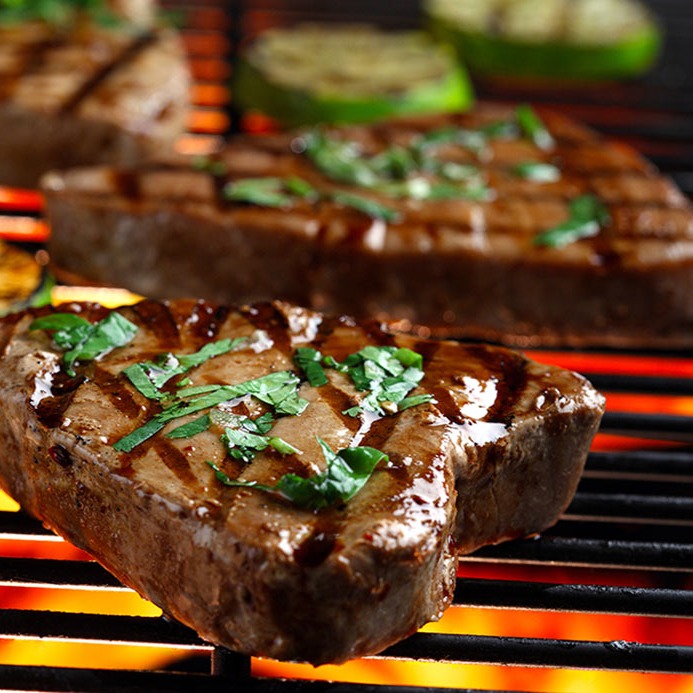 Wanting something fresh and flavorful? Try these Grilled Tuna Steaks with Cilantro &amp; Basil! Perfectly seasoned, healthy, and ready to impress. 🐟🌿🔥 #SeafoodLovers #HealthyEats #GrillingSeason

s.mtrbio.com/grqpobhean