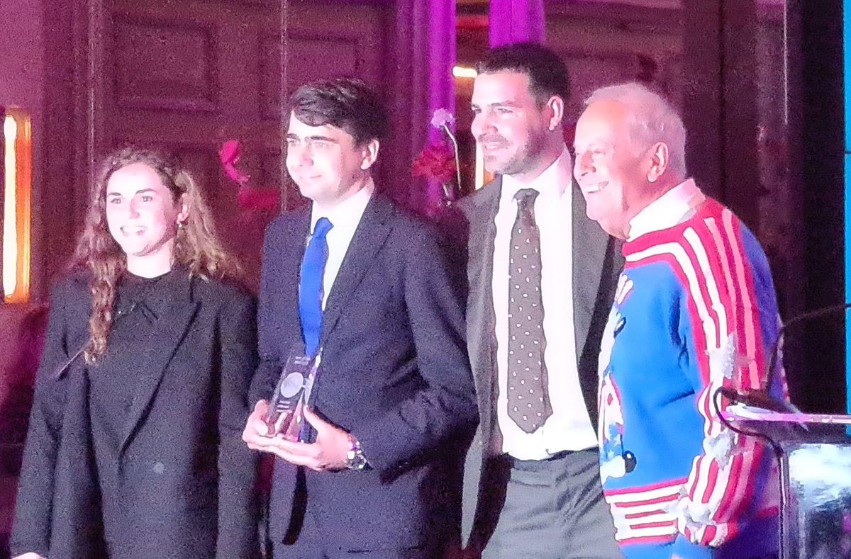 Jonathan Glanz (@jonathanglanz) on Twitter photo Great to see <a href="/HandelHendrix/">Handel Hendrix House</a> receive the Art and Culture Award at the <a href="/MayfairTimes/">Mayfair Times</a> Community Awards #mayfair Great to see <a href="/HandelHendrix/">Handel Hendrix House</a> receive the Art and Culture Award at the <a href="/MayfairTimes/">Mayfair Times</a> Community Awards #mayfair