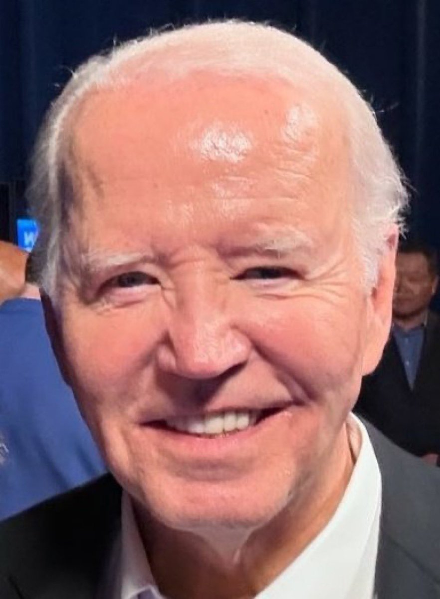 DonaldTeel's tweet image. Before you ask:

No, I have no idea, nor do I care, what this loser is doing.