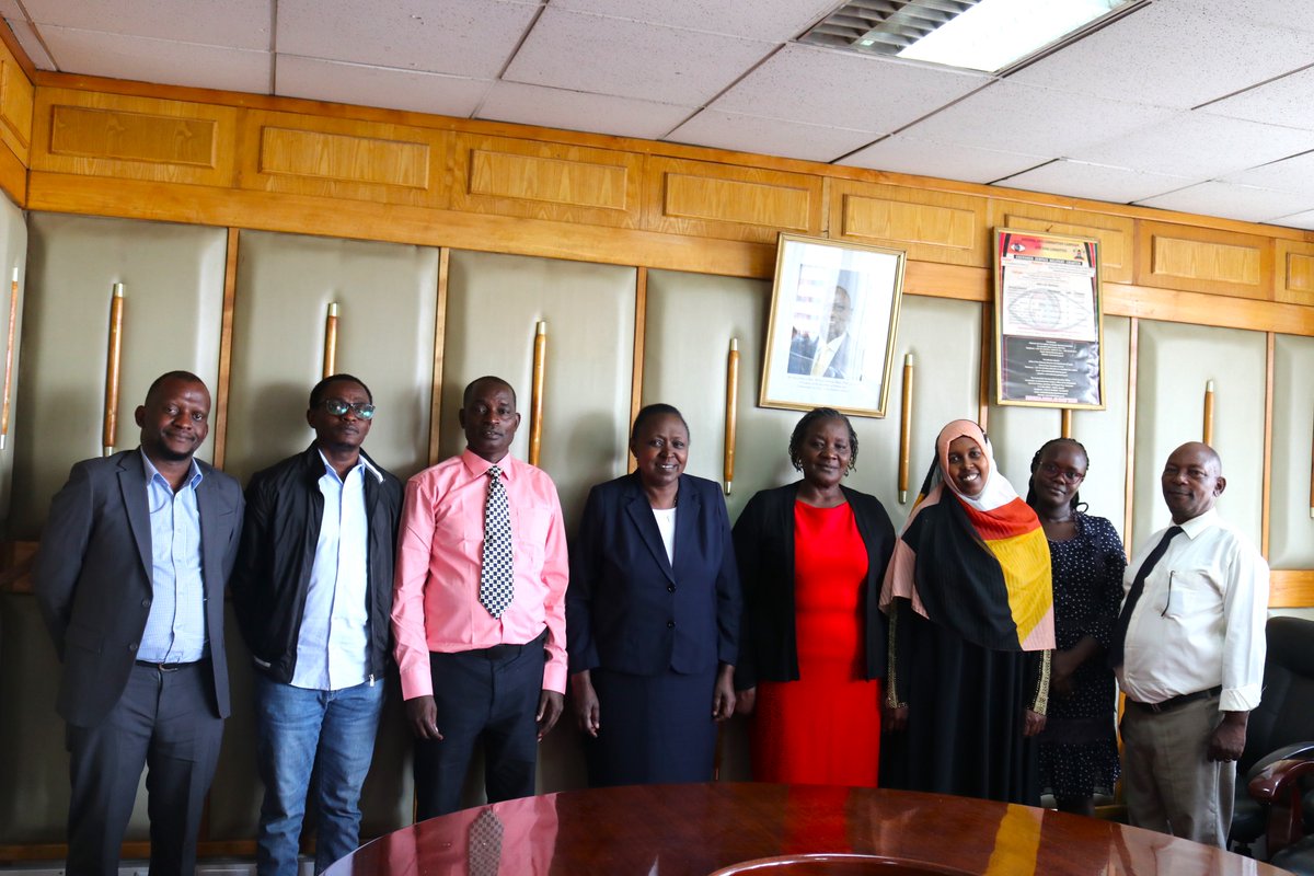 .<a href="/irck_info/">Inter-Religious Council of Kenya(IRCK)</a>  Led by Ag. ED, Linus Nthigai  paid a courtesy call to the <a href="/NACCSC/">NACCSC</a>.  The teams discussed mutual approaches for providing public research, education, sensitisation &amp; awareness creation on anticorruption for a corrupt-free Kenya.
#MobilisingFaithCommunities