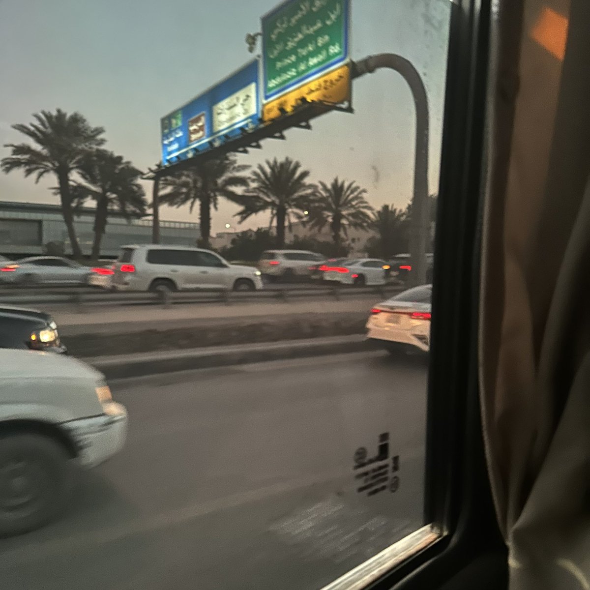 الأسبوع الثاني ✅

كل هذا التعب والجهد يهونه فكرة التخرج، علينا السعي والله يتولى النتائج 🌱💛