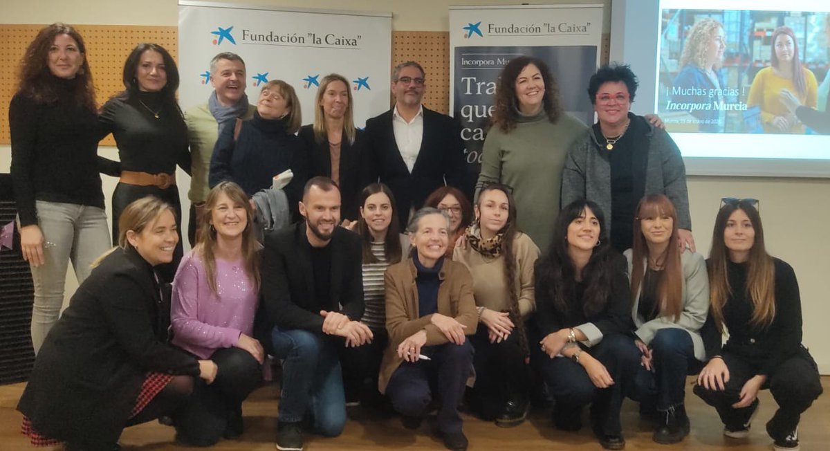 En el último año, 513 empresas han ofrecido oportunidades laborales a personas con dificultades en el acceso al mercado de trabajo en la Región de Murcia.

La red de entidades colaboradoras hemos celebrado los resultados anuales del Programa Incorpora de Fundación "la Caixa".