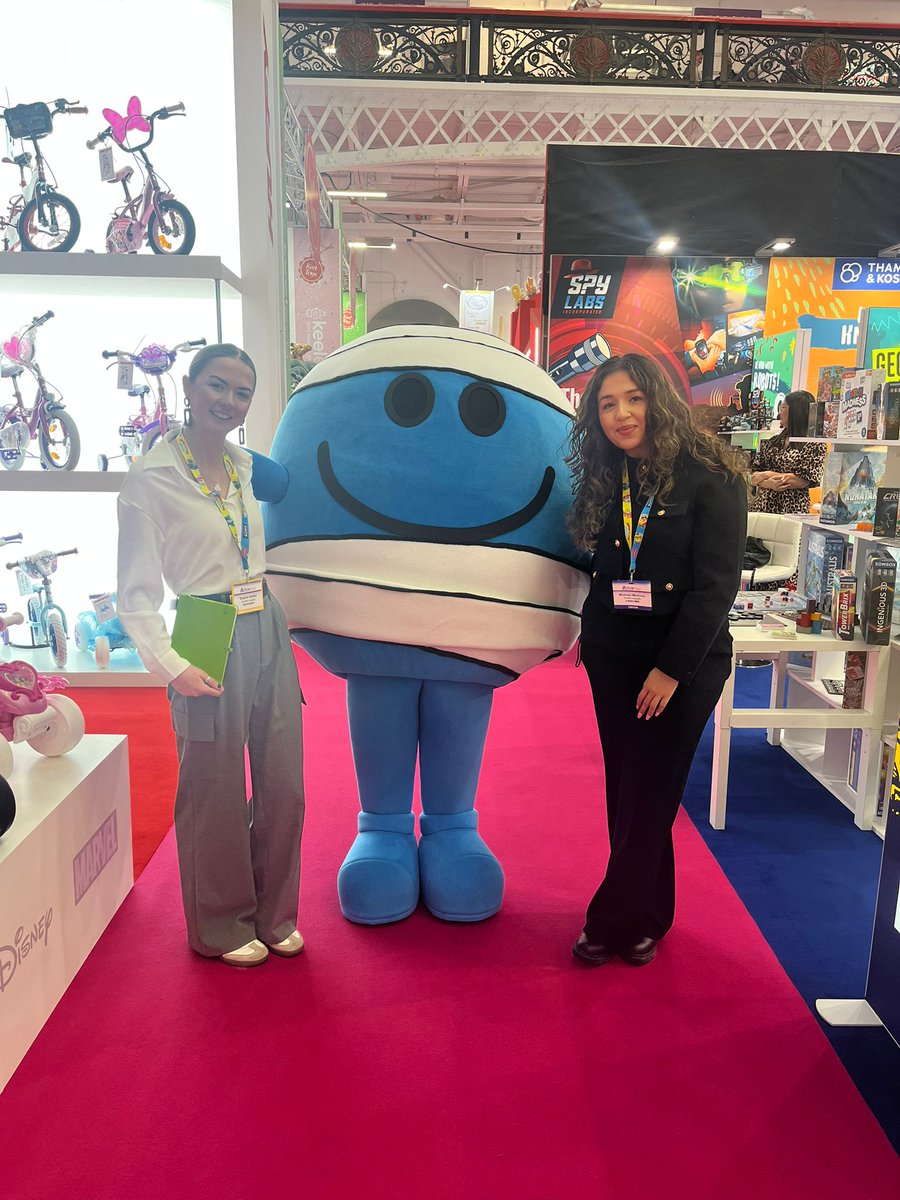 GiraffeInsights's tweet photo. TOY FAIR 2025 WRAPPED!

The Giraffe team had a great team checking out the exciting trends and innovations shaping the toys and games industry this year. https://t.co/AKK59eP3yL