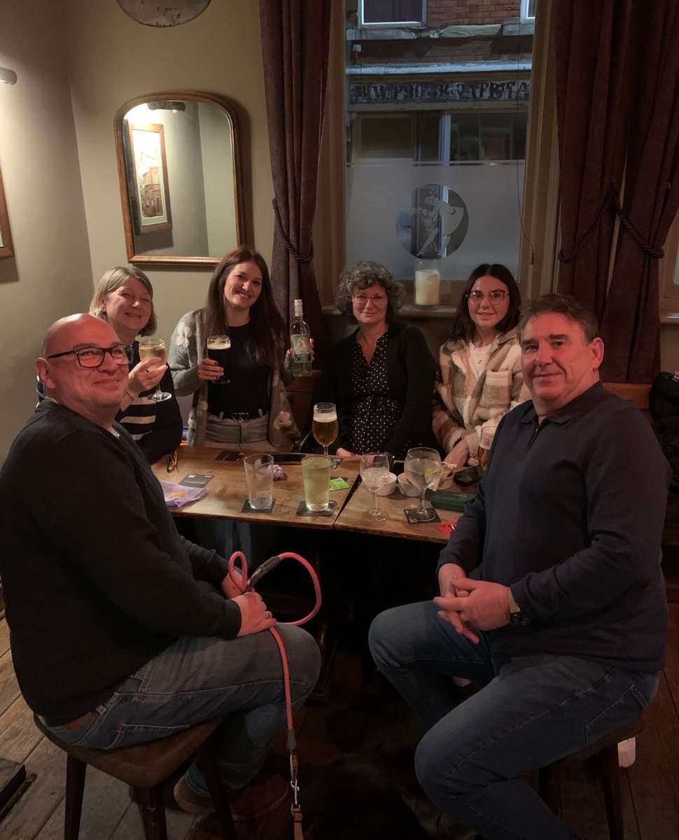 Sticky Table has done it again!! Who’s going to beat them next week? 

Congratulations to our new comers on winning the bottle of wine! 

Quiz Night every Wednesday 8pm!