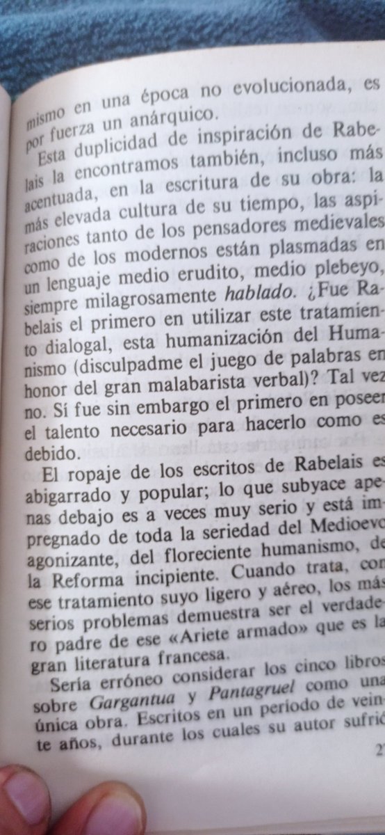 SanchoVich's tweet photo. Tras una siestorra de dos horas i panxa en l'aire, me puse a ojear unas páginas de Tomassi de Lampedusa sobre #Rabelais2025. Ahí van sus consideraciones sobre el carácter medieval y moderno de la obra: https://t.co/S0QhM59OWI