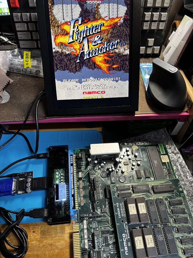 hide_loopcube's tweet photo. boothのOcelo shopで購入した『SFC VGA Adaptor』が仕事から帰ってきたら届いてたのでRGB信号出せるように改造したスーファミjrと #EASYARCADE 2で動作確認したらどっちもバッチリ映って音がなって問題なし!!
基板部分四隅に3Φ穴とかあればアクリル保護カバーとか作れるんだけどなーｗ（いつもの） https://t.co/dI5bTBxFtQ