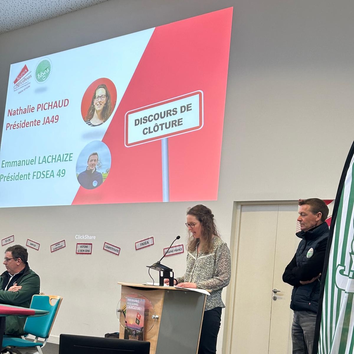 FDSEA 49 tweet media