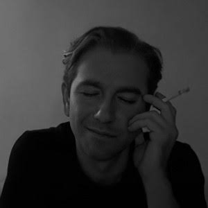duygubisakin's tweet photo. Kendimi hiç sana bu kadar yakın hissetmemiştim. O kadar haklısın ki. 10yıl öncesinden bugünü nasıl gördün? Nasıl bu kadar ben olabilirsin https://t.co/5S0GqE6HJE
