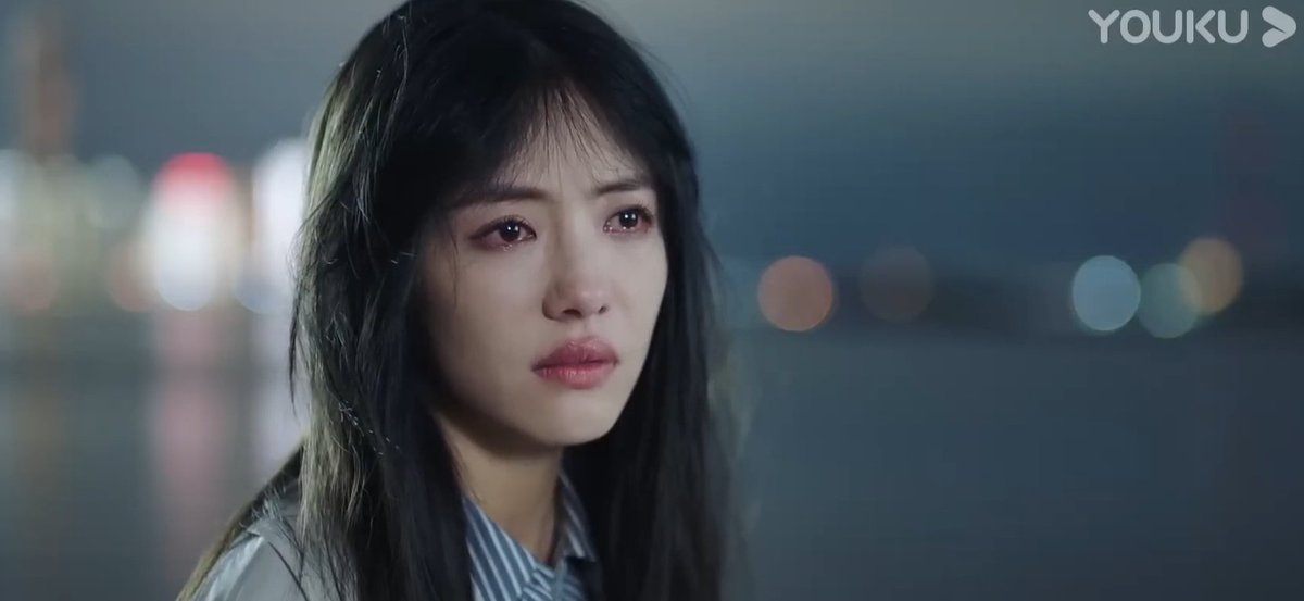 amai_jiejie's tweet photo. "eu gosto se vc por isso estou te fazendo essa proposta ultrajante de virar minha amante + mentindo sobre minha identidade + tramando por trás pra te empurrar pro limite msm sua vida já sendo péssima"
kkkkkkkkk me acabo 😭 pq ele é assim?
#unexpectedfalling https://t.co/jsXCe4KcLY