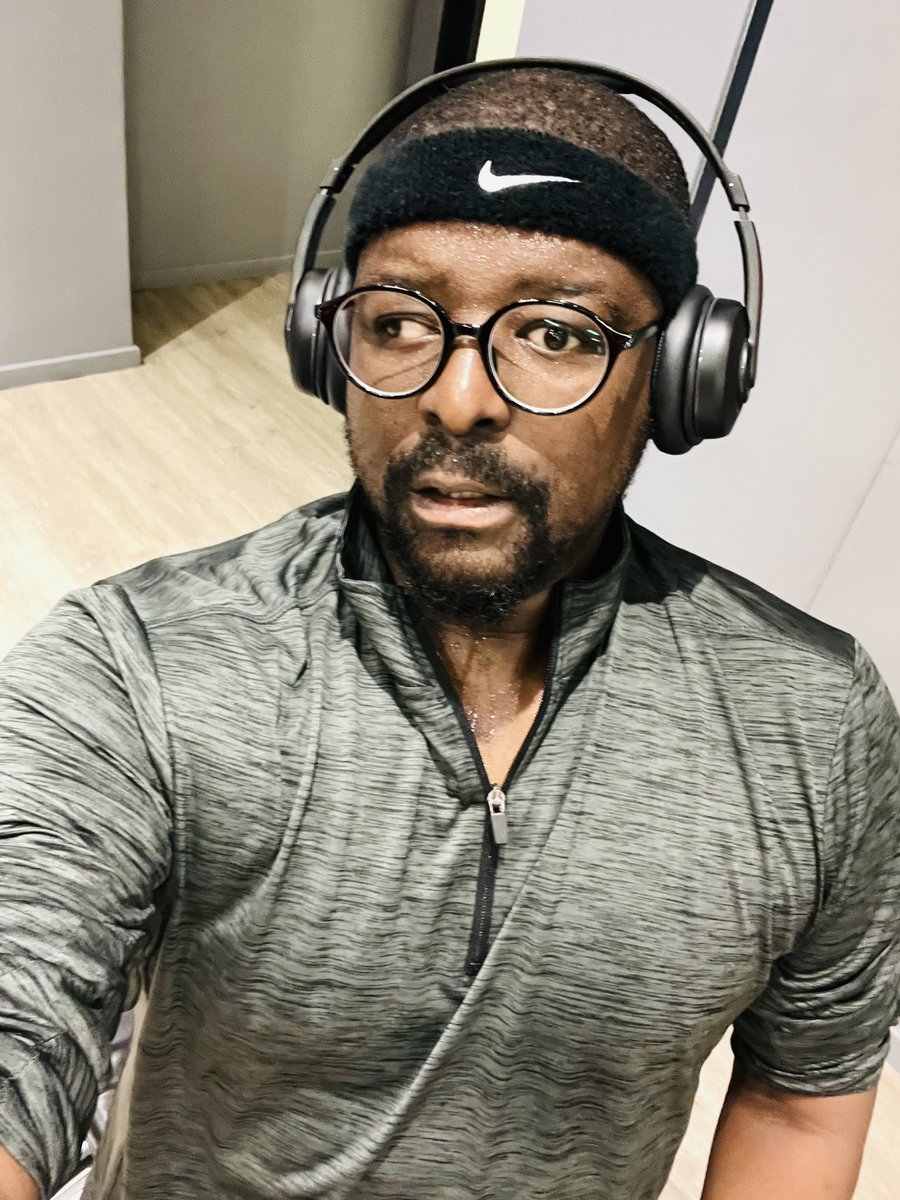 DubePaschal's tweet photo. Black or White or Colour 🤩 https://t.co/ET40nnKzLG