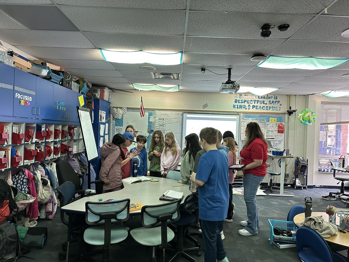 KeriSkeeters's tweet image. When learning is this awesome there’s  only one good word for it-beautiful!Mrs. Betts’ 5th grade math class at Ballwin Elementary is a model of a math community! Students were engaged in collaborative problem-solving, only asking for assistance when they exhausted every idea.…