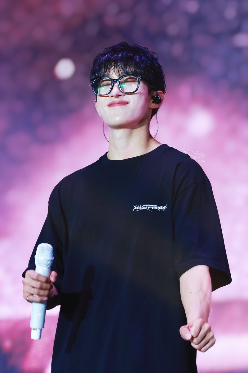 250119
SEVENTEEN RIGHT HERE IN BULACAN

#SEVENTEEN #세븐틴 
#이석민 #도겸 #Dokyeom #ドギョム  #DK