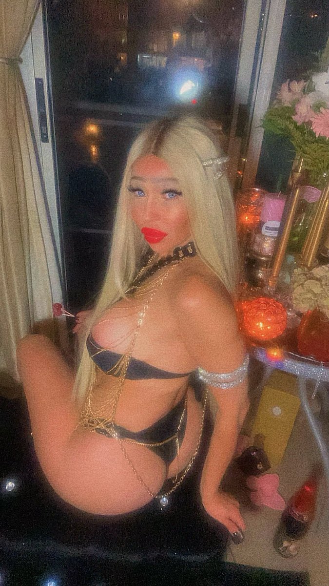 Miss V💋 tweet media