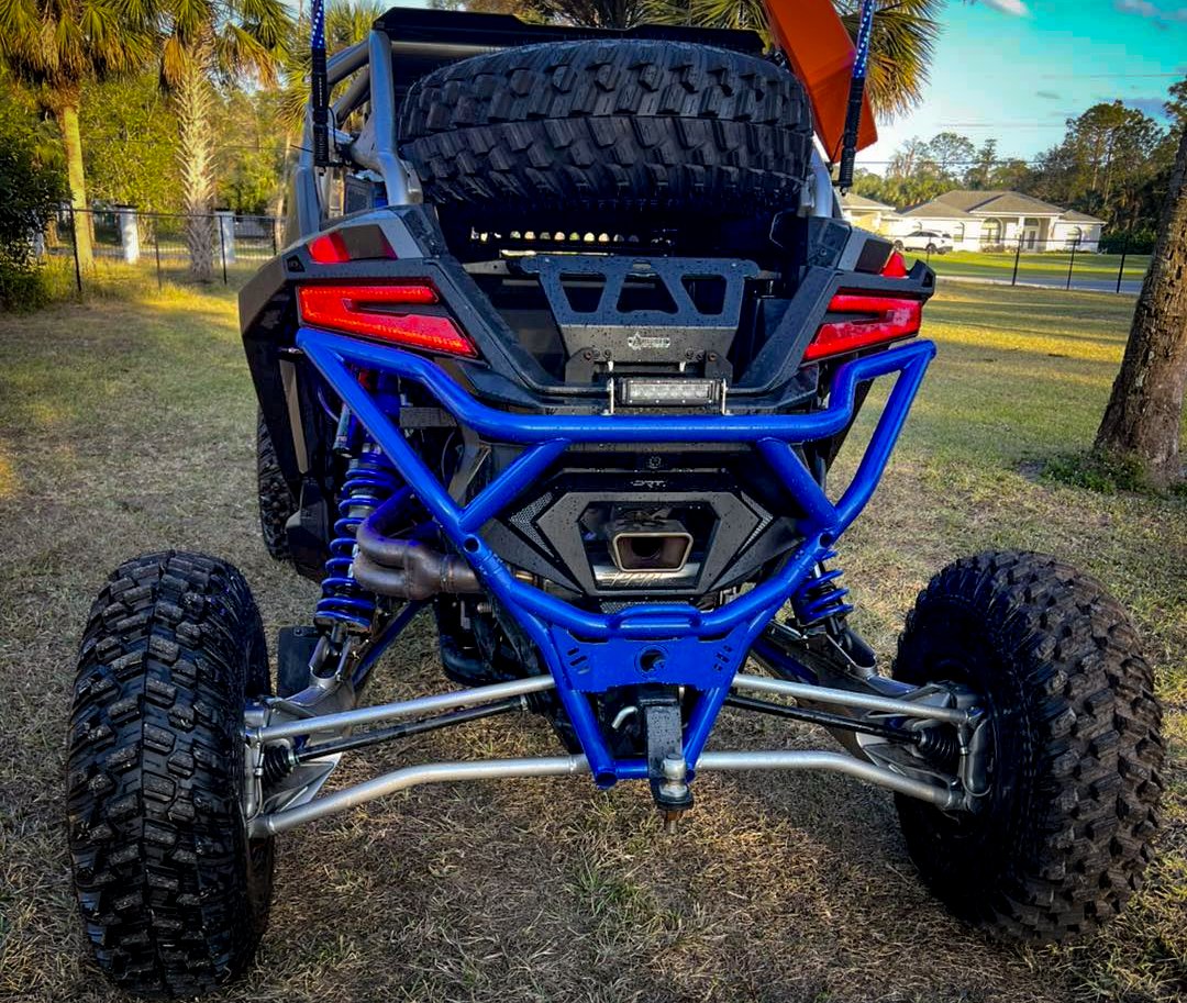 superatvtweet's tweet image. 🥶 @southern_xtreme_sounds has this
#PolarisRZR #ProR dialed in and #BuiltforBattle with
#SuperATV front and rear bumpers with custom powder
coat, a full skid plate, flip up front windshield,
#WarriorTires, &amp;amp; so much more! 💪😎