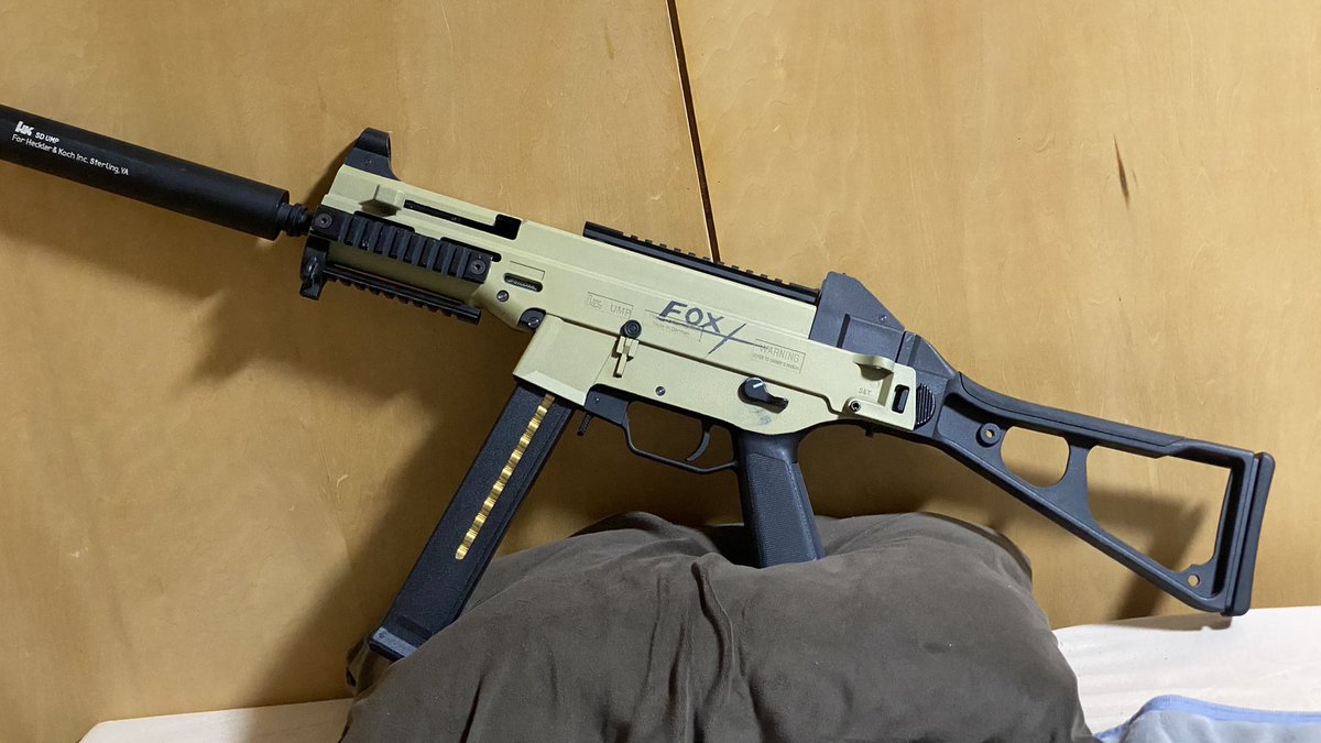 Diob_8og's tweet photo. クルミちゃんの固有武器とりあえず形になったぞ！！！！！！！ https://t.co/6VR4suyXkc