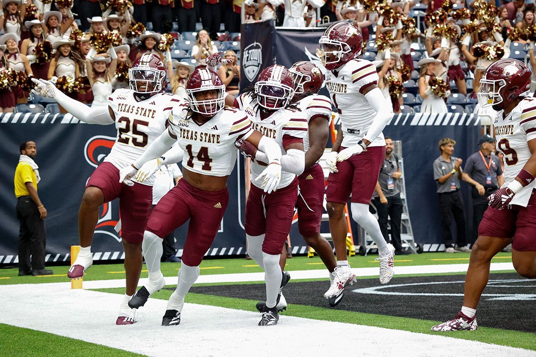 Cedric Thornton (@thagoatballer31) on Twitter photo After a great conversation with Coach Kinne I am blessed to say I have received my first D1 offer from Texas State University <a href="/GJKinne/">GJ Kinne</a> <a href="/WHSFBRecruiting/">Wakeland HS Football Recruiting</a> <a href="/MrICanDueDat/">Cedric Thornton</a> <a href="/coach_oglesbee/">Coach Oglesbee</a> <a href="/MrsICanDueDat/">Kaye Thornton</a> <a href="/CoachGainesRec/">CG Recruiting</a> After a great conversation with Coach Kinne I am blessed to say I have received my first D1 offer from Texas State University <a href="/GJKinne/">GJ Kinne</a> <a href="/WHSFBRecruiting/">Wakeland HS Football Recruiting</a> <a href="/MrICanDueDat/">Cedric Thornton</a> <a href="/coach_oglesbee/">Coach Oglesbee</a> <a href="/MrsICanDueDat/">Kaye Thornton</a> <a href="/CoachGainesRec/">CG Recruiting</a>