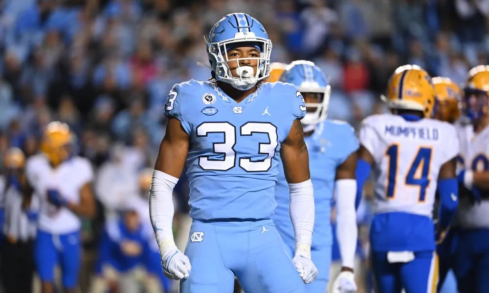 Lantz Pascal (@lantz_pascal) on Twitter photo Extremely Blessed To Receive An Official Offer From The University of North Carolina! #gotarheels
<a href="/CoachHarriott/">Roger Harriott</a> <a href="/ChrisJonesUNC/">Chris Jones</a> <a href="/Belichick_B/">Bill Belichick</a> Extremely Blessed To Receive An Official Offer From The University of North Carolina! #gotarheels
<a href="/CoachHarriott/">Roger Harriott</a> <a href="/ChrisJonesUNC/">Chris Jones</a> <a href="/Belichick_B/">Bill Belichick</a>