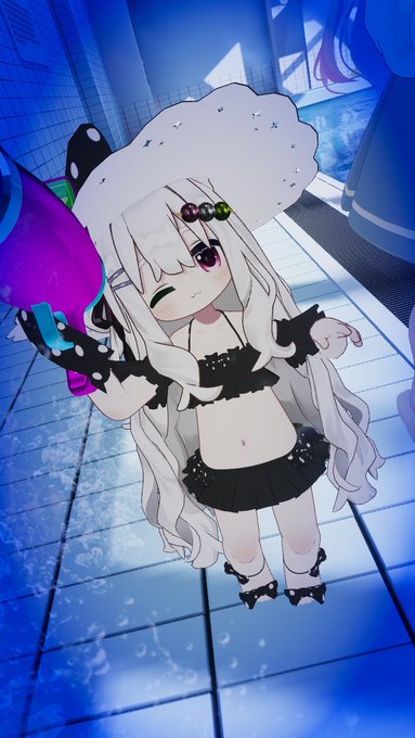 この時期にプールですか🛟 