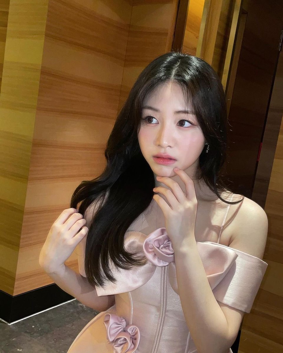 dukcci's tweet image. Tthrowback to this beautiful princess Dahyun ❤️❤️🥹🥹
#RocketPunch #로켓펀치