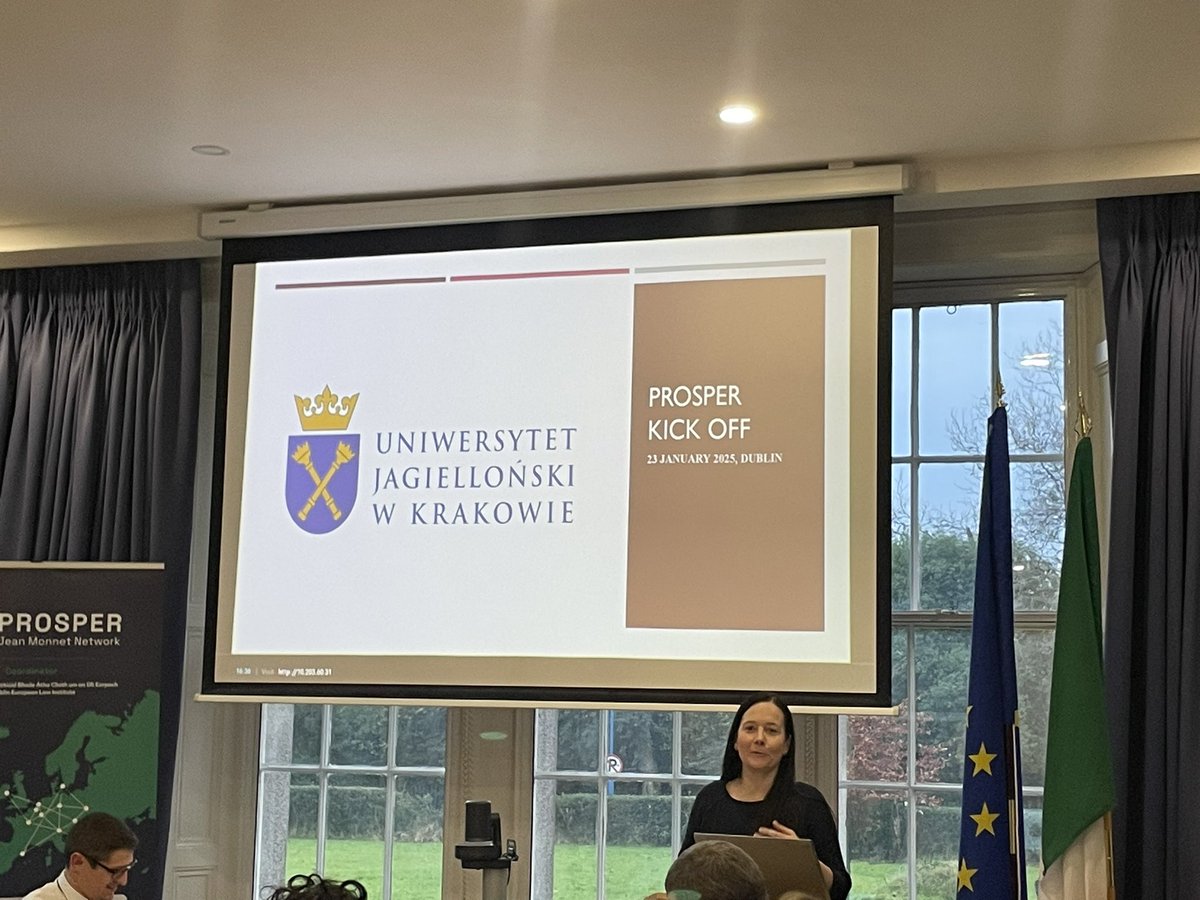 DCU_Brexit_Inst's tweet photo. Prof. Natasza Styczyńska &amp; Paulina Lenik representing Jagiellonian University Krakow present ‘Cohesion Policy in an Enlarging EU’. 

#JeanMonnetNetwork #PROSPER https://t.co/0bEbOAHB2I