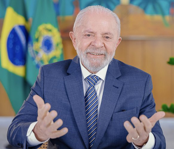 pedrorousseff's tweet photo. HISTÓRICO 🚀🚀

Mais de 1,3 MILHÕES de brasileiros DEIXARAM o Bolsa Família em 2024.

Resultado disso?

- AUMENTO de RENDA e mostra como o programa é catalisador de TRANSFORMAÇÃO SOCIAL!

COMPARTILHEM!!! 🇧🇷🌟 https://t.co/dzECs14ykJ