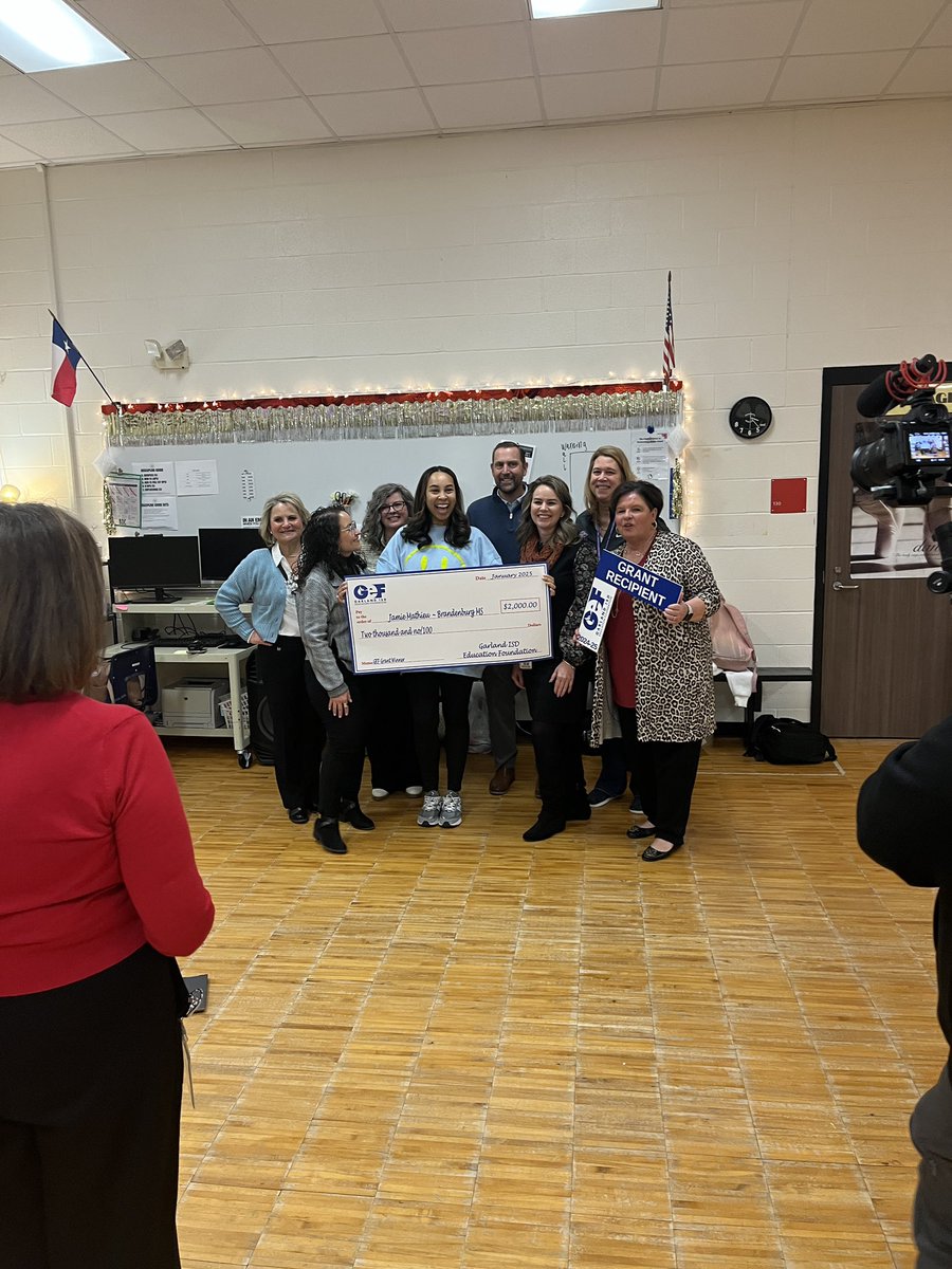 CCBMS_Dance's tweet photo. Thank @GISD_Foundation for our Grant! The best surprise ever! 🎉🎉🎉
@CCBMS_Braves #ccbmsdance #GRATEFUL https://t.co/nVUgvmbK7f