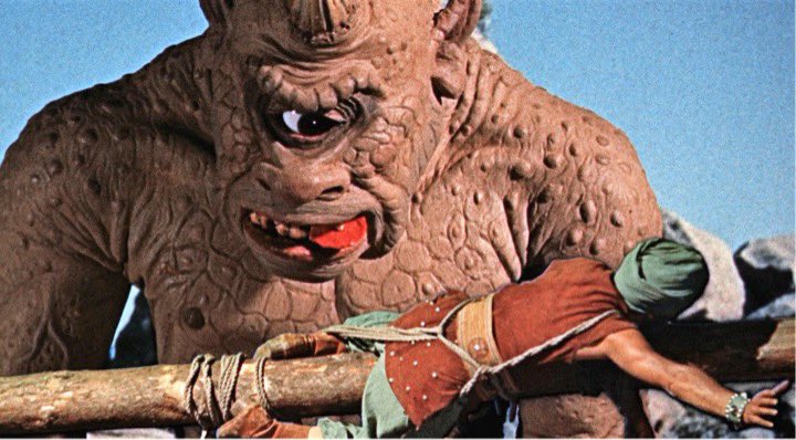 Lunch time on the set of THE 7TH VOYAGE OF SINBAD.

#monsters #famousmonsters #famousmonstersoffilmland
