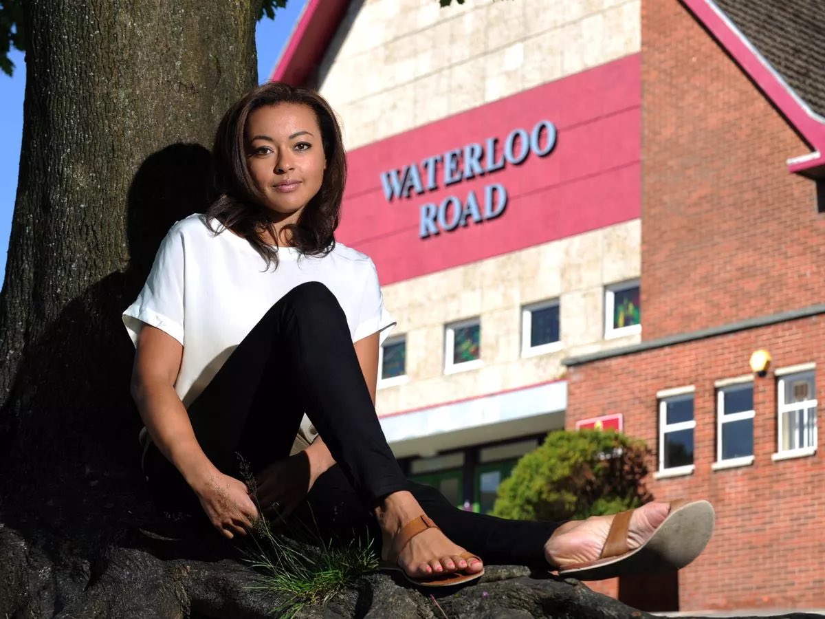 i feel like no one on british twitter this year has mentioned this but....

can we all take a moment to remember that time in 2011 when waterloo road moved to scotland and made all their students move there too instead of just putting them in different schools