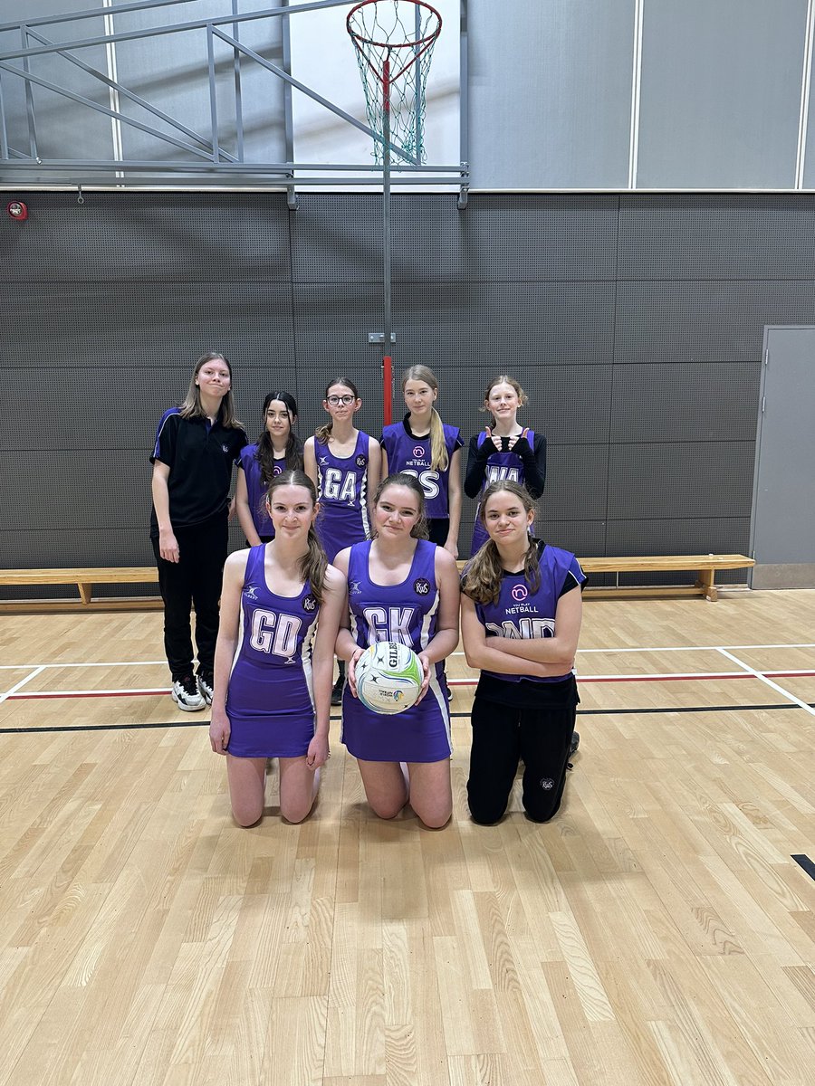 Well done to the 8B netball team in their league match V Beaumont B’s. A 13-0 win🏐 POM Emily for some great shooting!