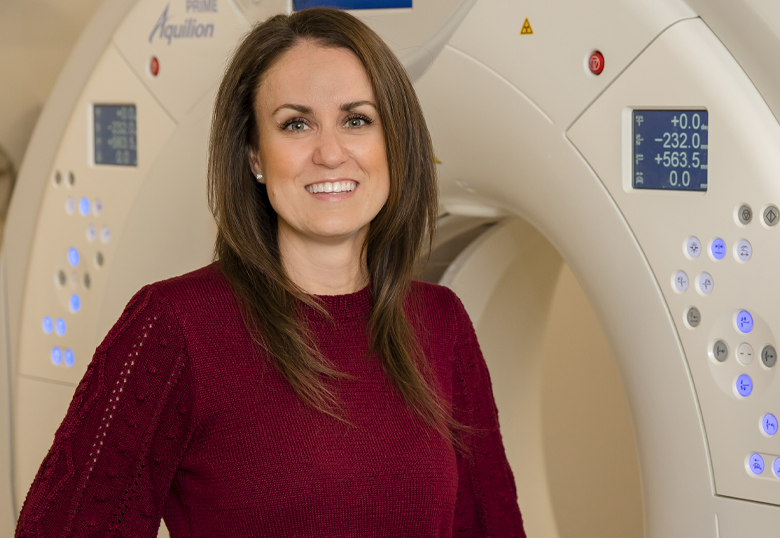 uLethbridge's tweet photo. Thank you Dr. Aileen Cormican for your generous gift to the Southern Alberta Medical Program (SAMP). The Dr. Cormican Excellence Scholarship in Rural Medicine will support @UCalgaryMed students training at ULethbridge. #uleth #yql https://t.co/5hs9Eez0MY https://t.co/BYYTFNQZw9