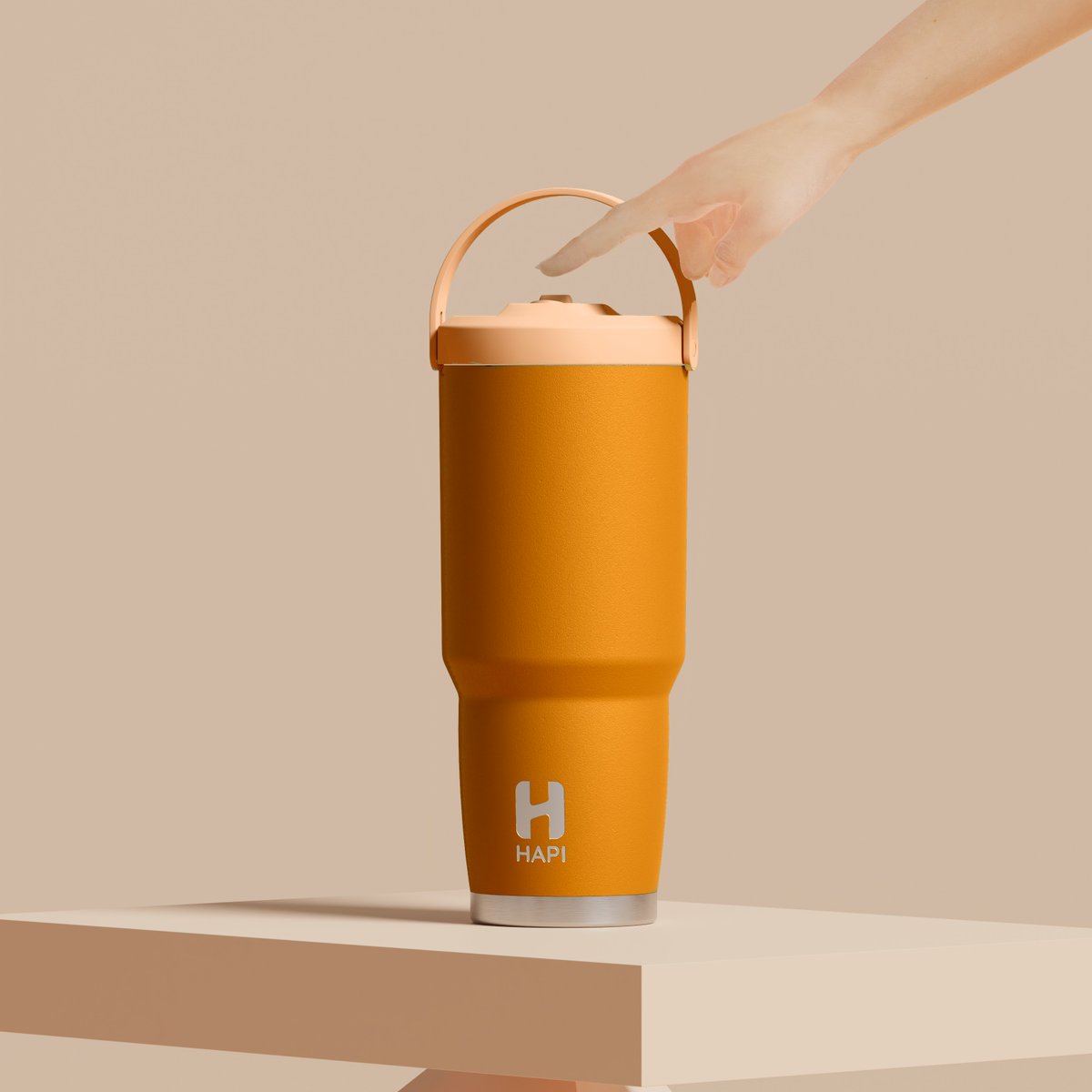 hapibottle's tweet photo. Your ride-or-die for staying hydrated. 🙌💧

With its flip straw for easy sippin' and a handle that’s ready to go wherever you do! 🤩

🛒 Shop now: https://t.co/JBvfnamkVI https://t.co/aZQbWCHG7P
