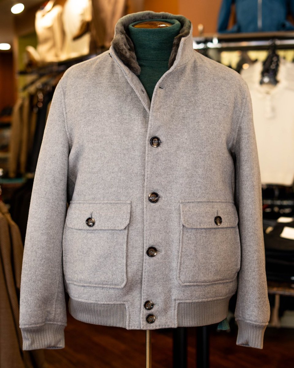 CicchiniCustom's tweet image. Cold weather calls for warm layers—and impeccable style.