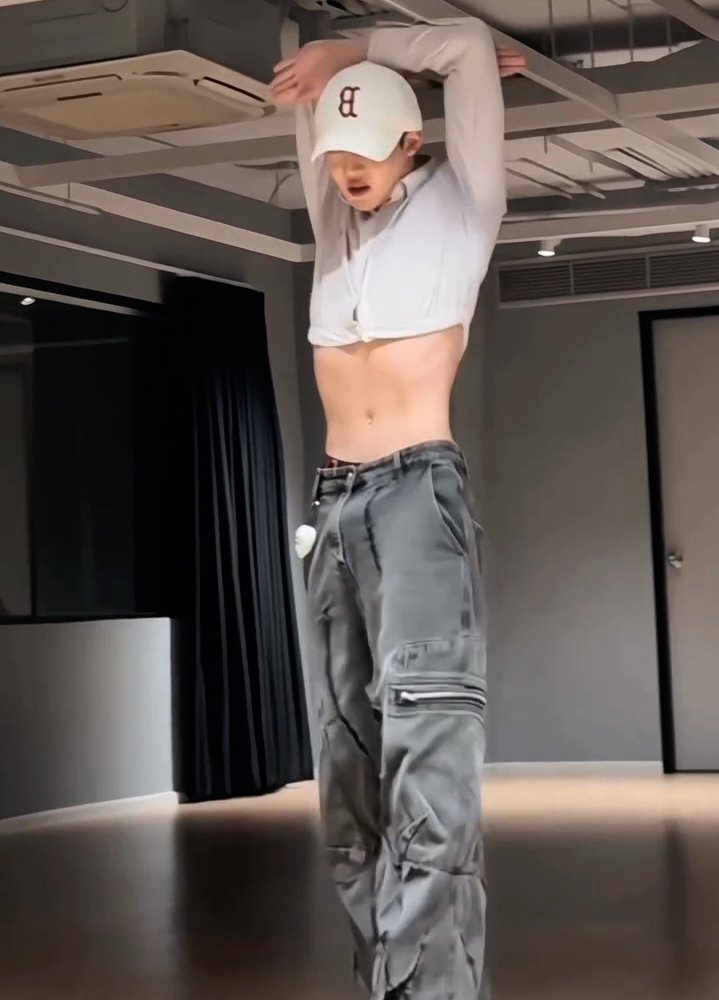 Lego_Diva_Lykn's tweet photo. There are no words, only emotions😼🤩😶🌫 @realxlg
#XLOV_Imma_Be #XLOV #LYKYOU #rapeepong #Lego_Repeepong #LYKN #LEGO https://t.co/JqD5IhRlWz
