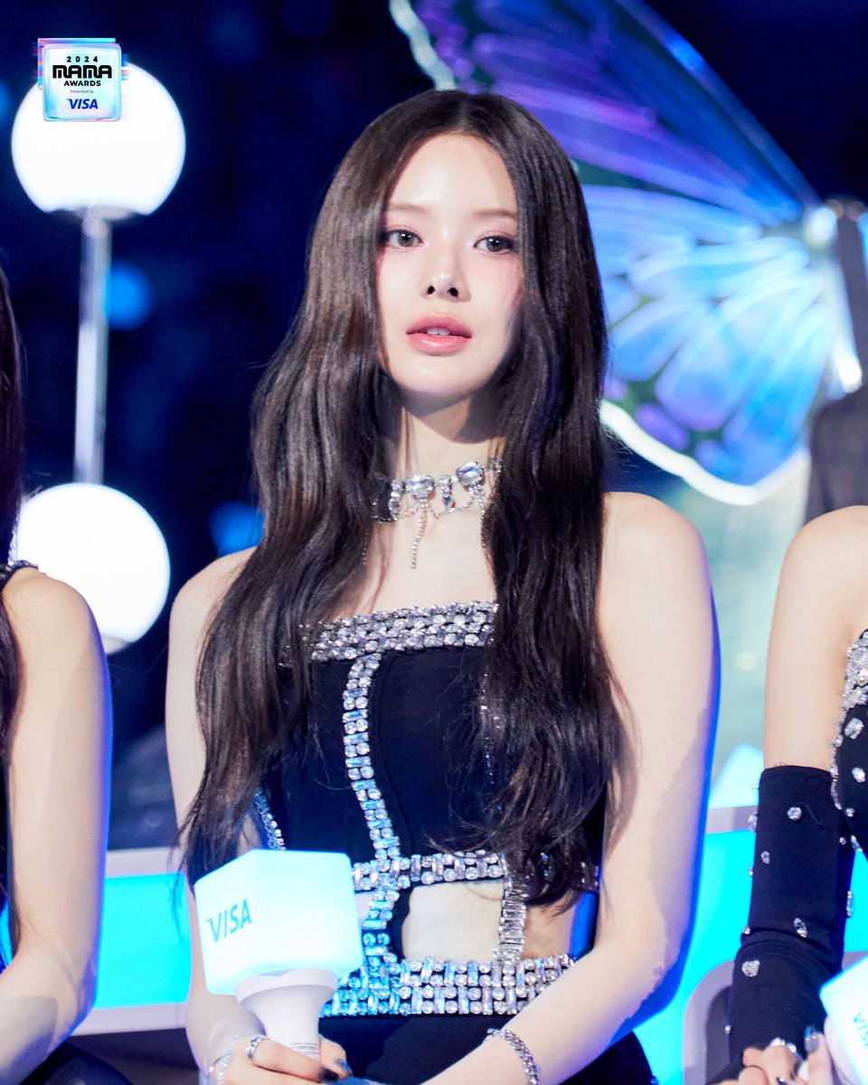 These forward-looking eyes sparkle every time I see spectacular performances from audience seats % ៸៸ׄ ⋆. Those who gave their all on stage of 𝟮͟𝟬͟𝟮͟𝟰͟ 𝗠͟𝗔͟𝗠͟𝗔͟ left us stunned, they were amazing!