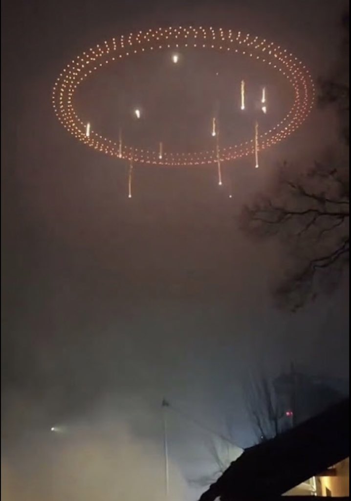 gregthesorcerer's tweet image. A demonic portal has just opened up over New Jersey