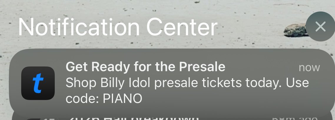 wiclifford's tweet photo. Hey @Ticketmaster, you do realize that @BillyIdol and @billyjoel are two different people right? https://t.co/4nEanqY2Ck