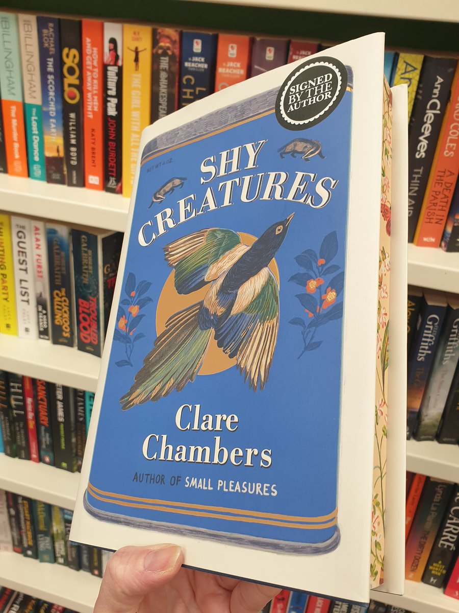 oxfam_harpenden's tweet image. Stunning signed #firstedition #hardbacks for sale at #Oxfam #Books #Harpenden.....More signed first editions in-store! Find them on the bookshelf to the right of the till. Open 9am to 5pm Mon to Sat &amp;amp; 10am to 3pm on Sundays at 5, Harding Parade #FoundInOxfam #OxfamHarpenden