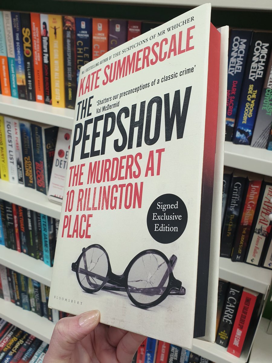 oxfam_harpenden's tweet image. Stunning signed #firstedition #hardbacks for sale at #Oxfam #Books #Harpenden.....More signed first editions in-store! Find them on the bookshelf to the right of the till. Open 9am to 5pm Mon to Sat &amp;amp; 10am to 3pm on Sundays at 5, Harding Parade #FoundInOxfam #OxfamHarpenden