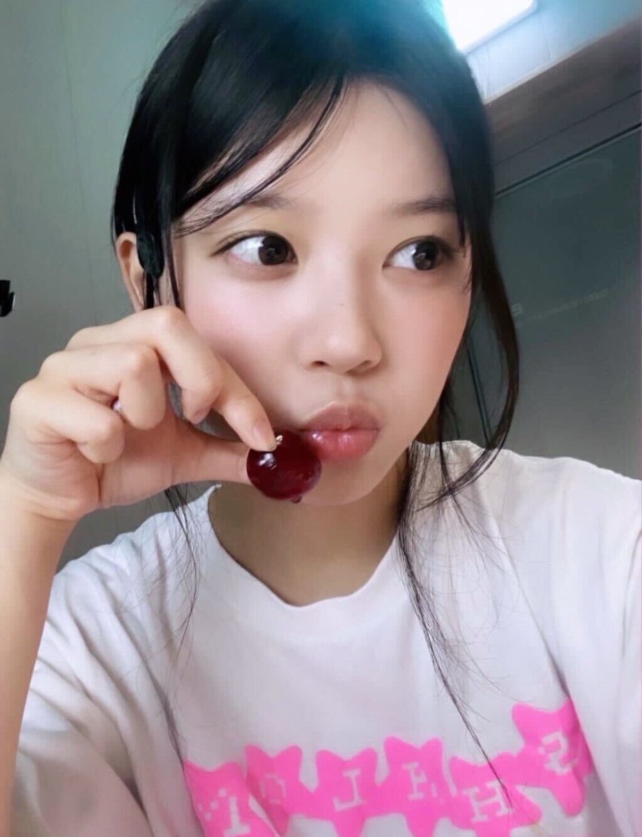 csrllit's tweet photo. 🍒

#모카 #두나 https://t.co/48OIbEir2Z