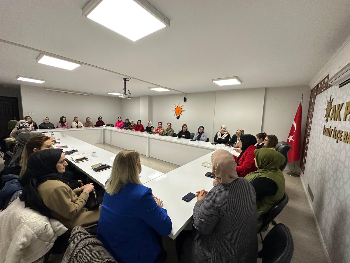 AK Kadın İzmit (@akkadinizmit41) on Twitter photo Haftalık olağan yönetim kurulu toplantımızı; İlçe Kadın Kolları Başkanımız Pınar Atabay başkanlığında, İl iletişimcilerimiz Zehra Aynacı ve Ülkü Hor’un katılımıyla gerçekleştirdik.
<a href="/aysekesir/">Ayşe Keşir 🇹🇷🇹🇷🇹🇷</a>
<a href="/yyaseminozdemir/">Yasemin Özdemir 🇹🇷🇹🇷🇹🇷</a> Haftalık olağan yönetim kurulu toplantımızı; İlçe Kadın Kolları Başkanımız Pınar Atabay başkanlığında, İl iletişimcilerimiz Zehra Aynacı ve Ülkü Hor’un katılımıyla gerçekleştirdik.
<a href="/aysekesir/">Ayşe Keşir 🇹🇷🇹🇷🇹🇷</a>
<a href="/yyaseminozdemir/">Yasemin Özdemir 🇹🇷🇹🇷🇹🇷</a>